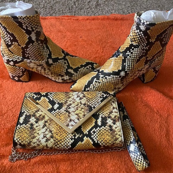 ALDO BLACK, YELLOW AND WHITE BOOTS AND MATCHING POCKETBOOK - Picture 2 of 8